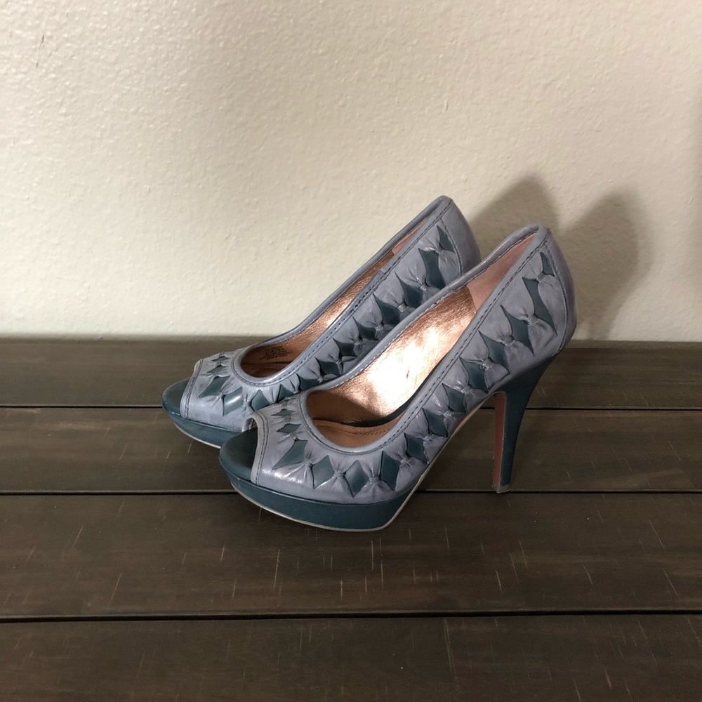 Blue Pumps